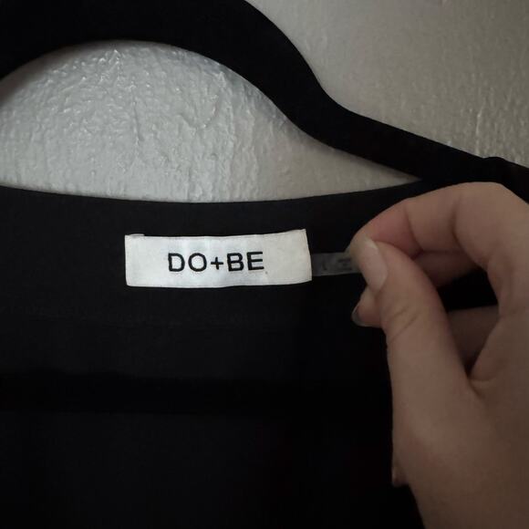 DO+BE Black Wrap Front Short Sleeve Blouse Size Large casual comfort summer - Picture 5 of 8